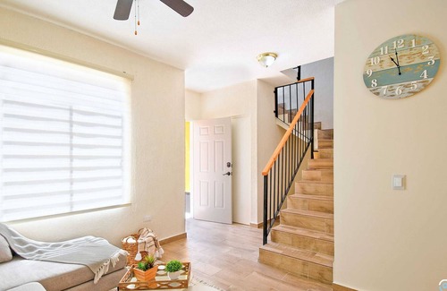 La Paz House | Stylish Bi-Level Home, Private Patio, Near Beach!