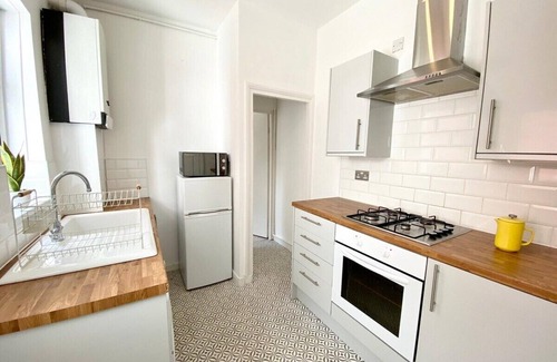 Heaton Apartment | Stylish, Boutique Flat close to Newcastle City Cen