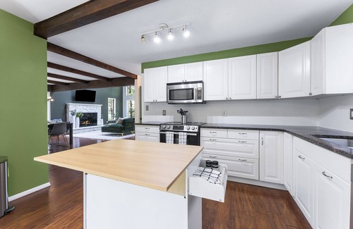 East Stroudsburg House | Stylish Cabin with Game Room