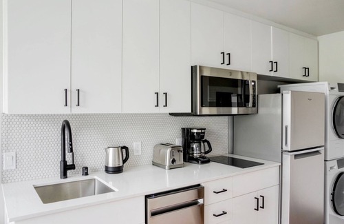 Minor Apartment | Stylish Capitol Hill Studio w/Patio & W/D, Walkable Area, by Blueground