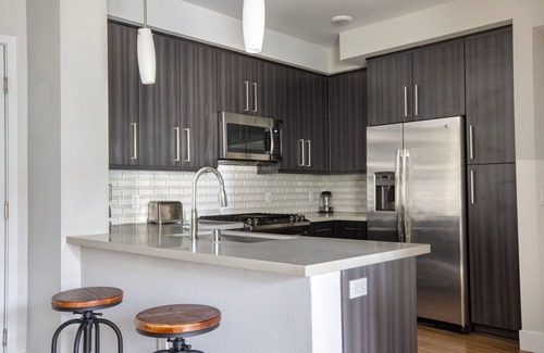 Carmel Valley Apartment | Stylish Carmel Valley 1BR w/Spa & Gym, walk to Groceries, by Blueground