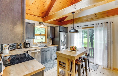Round Top House | Stylish Catskills Retreat: Year-Round Adventure!