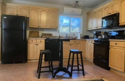 North Park House | Stylish, Central Casa Pacifica West in North Parkn