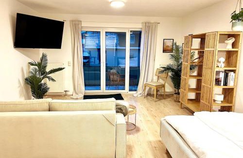 Friedrichsdorf Apartment | Stylish & central with balcony