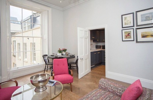 Bath City Centre Apartment | Stylish City Centre Apartment (MSB)