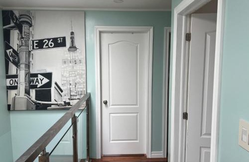 Mount Dennis House | Stylish City Escape