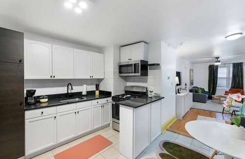 West Side Apartment | Stylish City Retreat-Mins to Manhattan via PATH