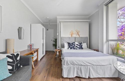 Redfern Apartment | Stylish City Studio in Trendy Redfern