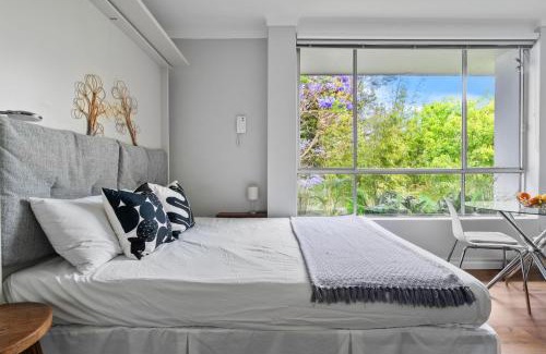 Redfern Apartment | Stylish City Studio in Trendy Redfern