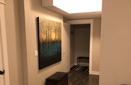 Sardis Apartment | Stylish, comfortable studio near the river