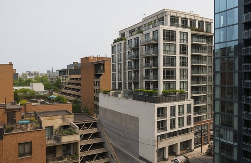 Bloor-Yorkville Condo | Stylish Condo in Yorkville