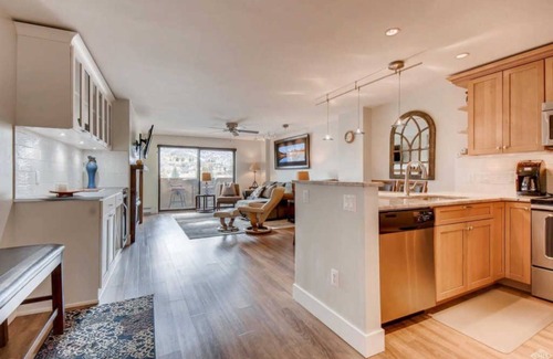 Avon Condo | Stylish Condo Just 700 ft. from Beaver Creek Gondola