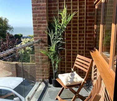 Herne Bay House | Stylish contemporary seaside holiday home with 5 bedrooms, sea view, parking and EV point