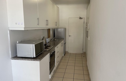 Kalk Bay Apartment | Stylish & Convenient Apartment 304