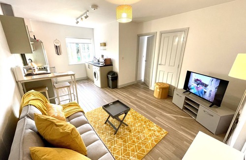 Bishop's Stortford Apartment | Stylish, cosy and bright apartment