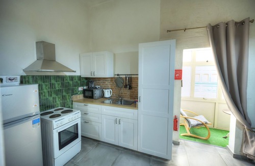 Gzira Apartment | Stylish & cosy apartment near seafront LGAL1-1
