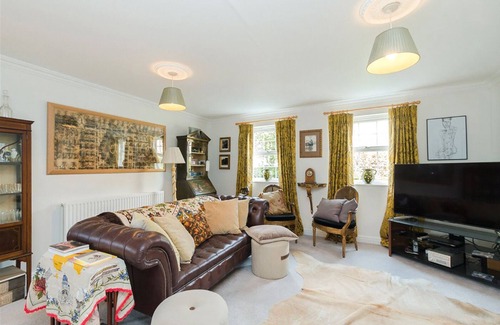 Chapeltown Apartment | Stylish. Cosy Flat in Leeds