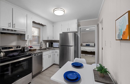 Durham Apartment | Stylish & Cozy 1BR Apt Near Duke, Downtown Durham, Dining & Entertainment