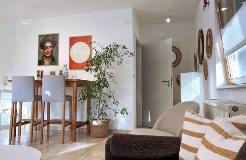 Rauhenbretzingen Apartment | Stylish apartment in the middle of nature and only 8 minutes from SHA.