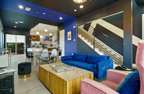 Montopolis House | Stylish Designer Retreat