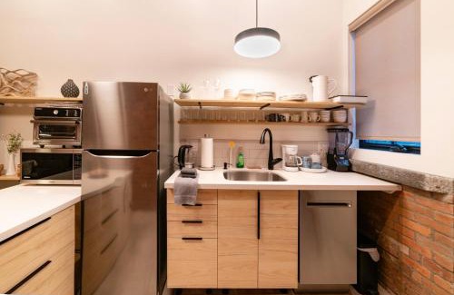 Grand Forks Apartment | Stylish Downtown Apartment In Grand Forks, Bc
