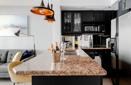 Financial District Apartment | Stylish downtown apartment with private patio and parking