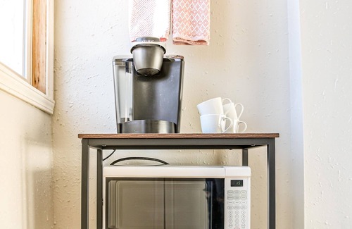 Fargo Apartment | Stylish Downtown Fargo 2 Bedroom, Steps from Sanford