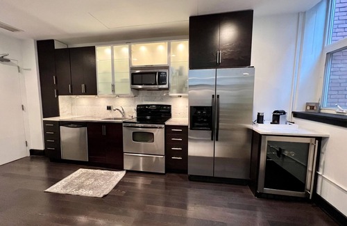 Grand Rapids Condo | Stylish Downtown Grand Rapids with parking and fitness center