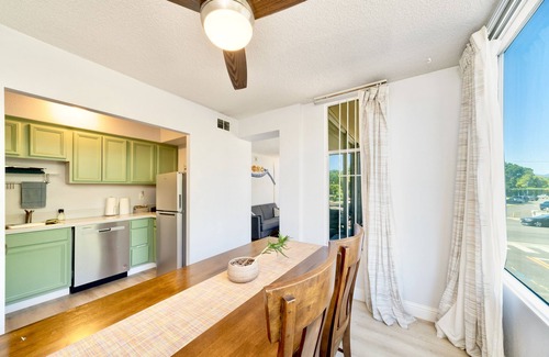 Downtown Reno Apartment | Stylish Downtown River Condo in the Heart of Reno!