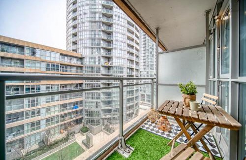 CityPlace Apartment | Stylish Downtown Toronto Suite with Free Parking