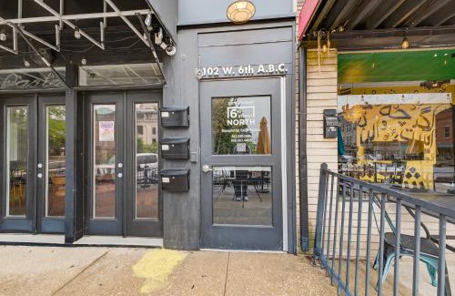 Bloomington Apartment | Stylish Downtown Unit with Historic Charm apts