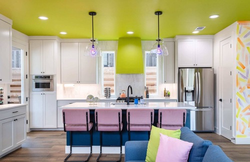 Rosewood House | Stylish Eastside Getaway Yard, Pool, Firepit & Golf Nearby