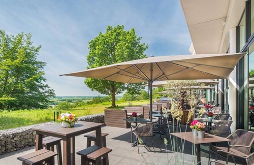 Wageningen House | Stylish Escape w/Spa Facilities, Onsite Dining | Near Nature Park & Local Scene