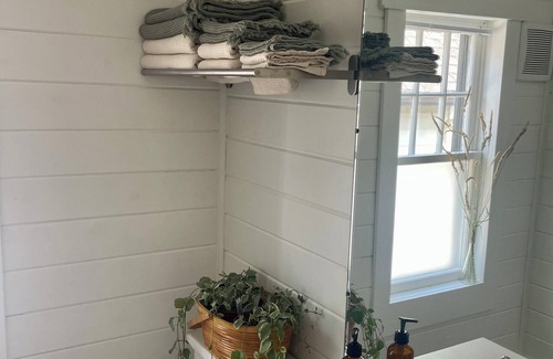 Moose Jaw House | Stylish & Family Friendly Character Home