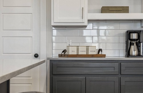 Bixby House | Stylish family-friendly retreat in South Tulsa with pond views and park