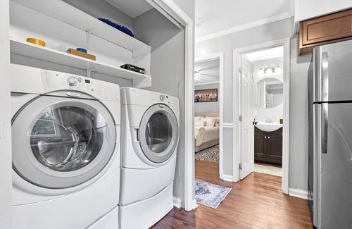 Knightdale House | Stylish Family Getaway 3BR High-Speed WiFi