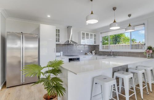 Thirlmere House | Stylish family home, centrally located.