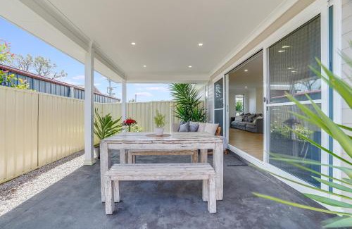 Thirlmere House | Stylish family home, centrally located.