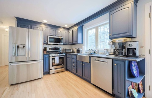 Yarmouth Port House | Stylish Family Retreat, Pool & Hot Tub