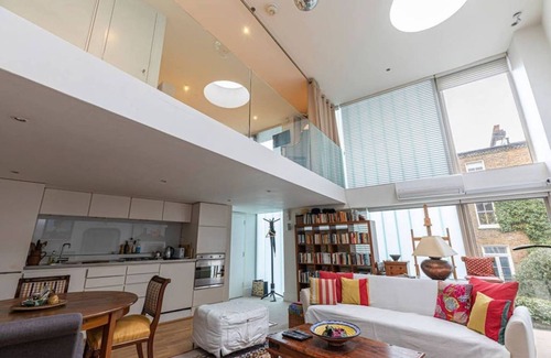 Town Apartment | Stylish flat in central Fulham