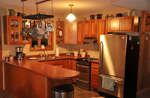 Ludington Cottage | Stylish Forest Cottage on 80 acres of private woodland