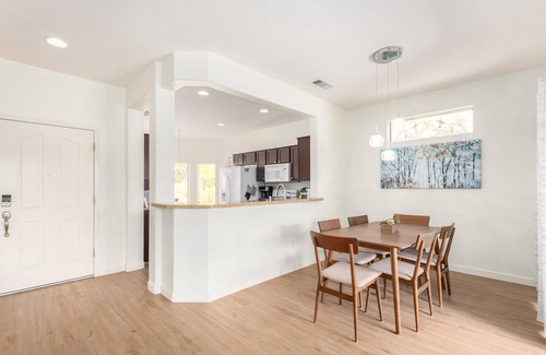 Surprise House | Stylish & Freshly updated 2BD 2BA with Firepit!