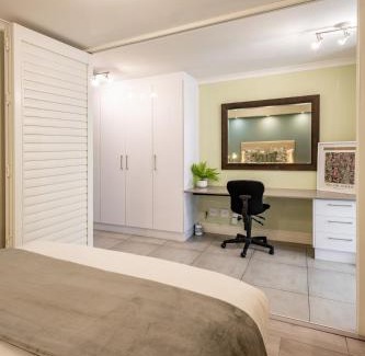 Observatory Apartment | Stylish, Fully Equipped Apartment in Observatory