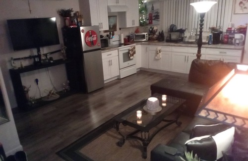 Tower District Apartment | Stylish Getaway - Located in the Historic TOWER DISTRICT