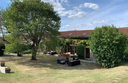 Dolmayrac House | stylish gite in ancient barn.