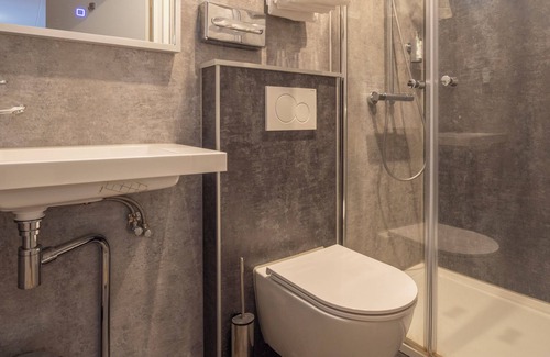 Made Hotel | Stylish Group Stay w/Dining & Golf Nearby | Biesbosch Park & Scenic River Trails