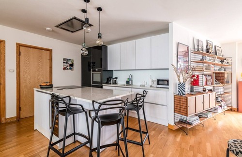 Stratford Apartment | Stylish Hackney Wick Home