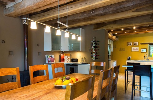 Castelplanio Villa | Stylish Hilltop Villa ๐ฟ Pool, Views & Vineyard Charm, 5-min Walk to Village