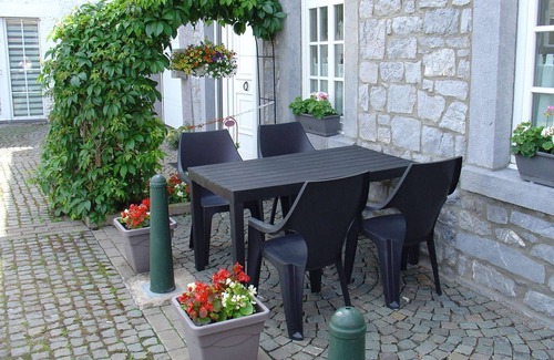 Han-sur-Lesse House | Stylish Holiday Home in Han-sur-Lesse with Terrace