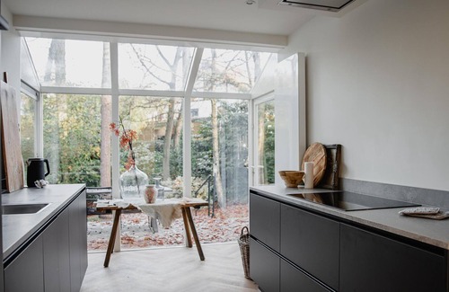 Leende House | Stylish holiday home in Leende with garden